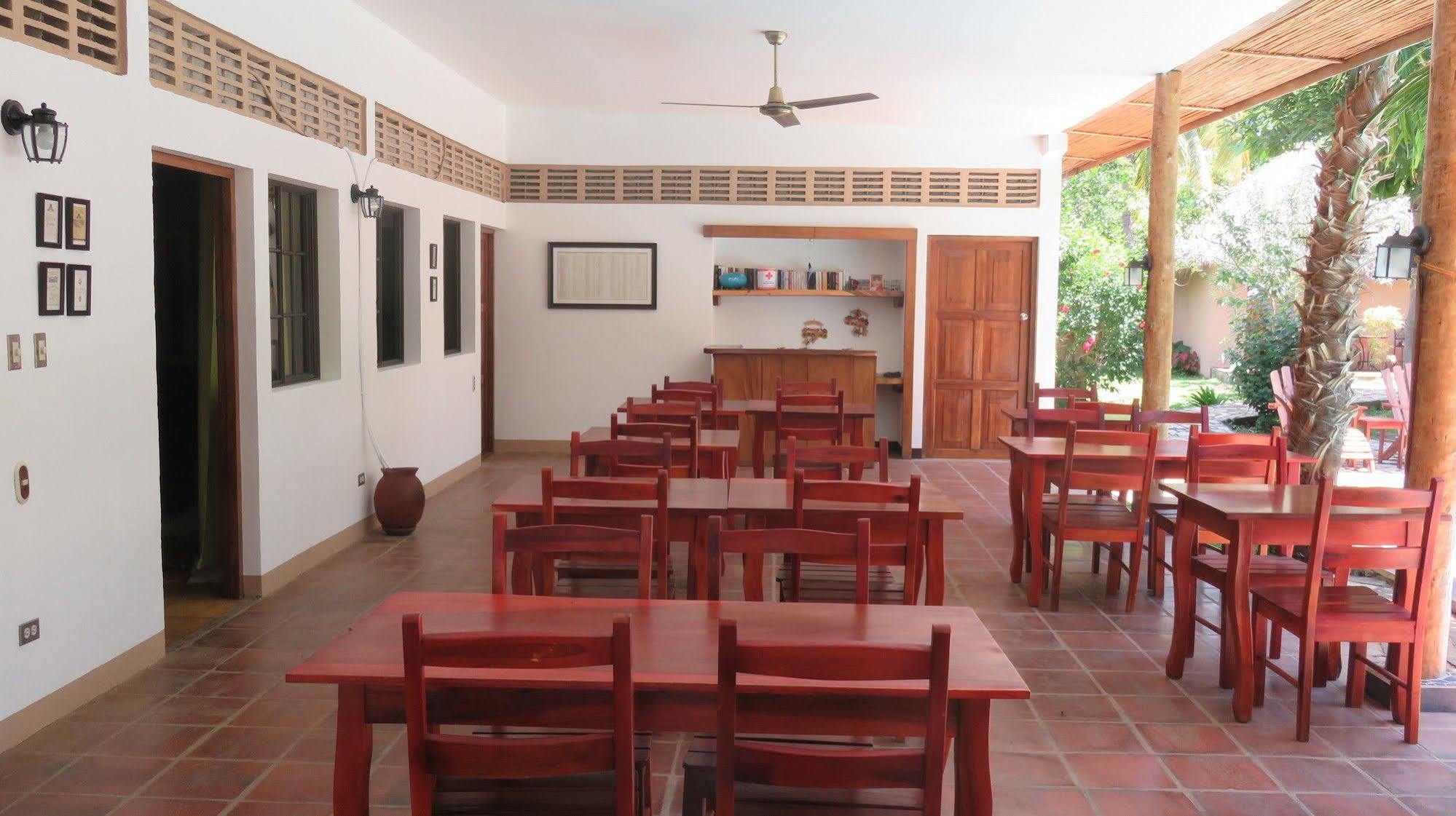 Hotel Mariposa Leon Luaran gambar